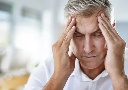 لماذا تشتد نوبات الصداع النصفي في الصيف؟