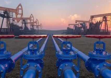 أسعار النفط تبدأ الأسبوع على انخفاض.. وتتراجع لليوم الرابع