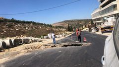 "وزارة الأشغال" توضح أسباب الحفريات في مشروع طريق بيتونيا- عين عريك