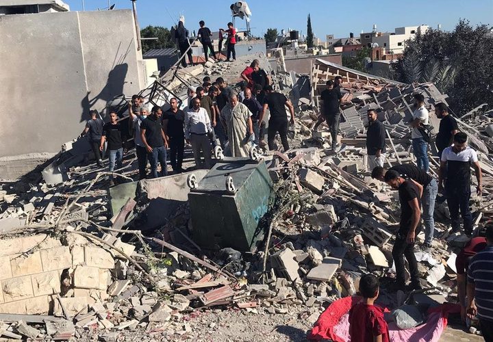 مشاهد من تفجير منزل الأسير يحيى مرعي في بلدة قراوة بني حسان