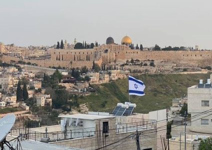 مؤسسة حقوقية: "اسرائيل" تسجل عقارات في شرقي القدس بأسماء مستوطنين