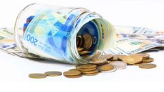 اسعار صرف العملات لليوم الخميس