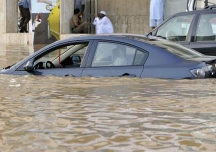 الامارات تتعرض لأعنف هطول مطري منذ 27 عاما