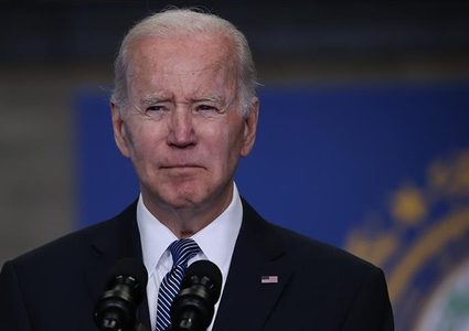 نسبة تأييد بايدن تتراجع إلى أدنى مستوياتها منذ تنصيبه
