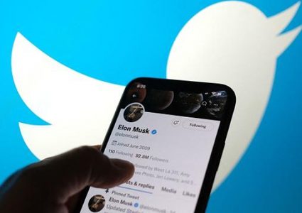 ماسك يصعّد معركته القانونية مع "تويتر"