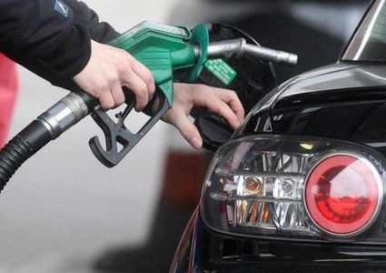 انخفاض أسعار الوقود بمقدار شيكل ونصف في "إسرائيل"