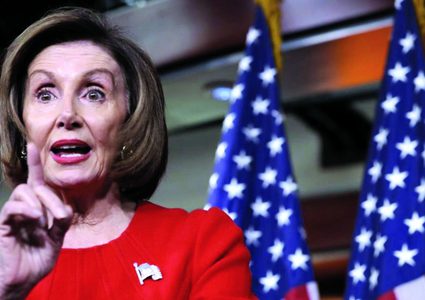 مسار طائرة بيلوسي الأكثر تعقبا بالعالم تحسبا لزيارة تايوان