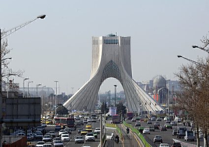 الخارجية الإيرانية تعلق على حزمة العقوبات الأمريكية الجديدة ضد طهران