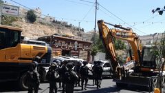 جرافات الاحتلال تهدم منزلا في سلوان