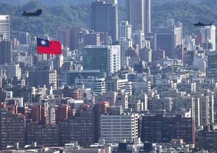 الصين تحذر شركات الطيران العاملة في آسيا من الطيران في محيط تايوان