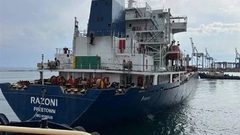 فريق المفتشين في إسطنبول يتفقد أول سفينة تحمل الحبوب من الموانئ الأوكرانية