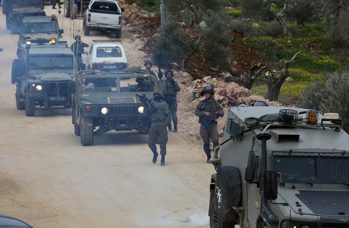 3 إصابات في قلقيلية.. الاحتلال يشن حملة اعتقالات بالضفة الغربية