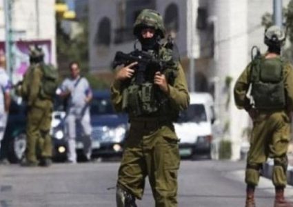 الاحتلال يعتدي بالضرب على فتى جنوب نابلس