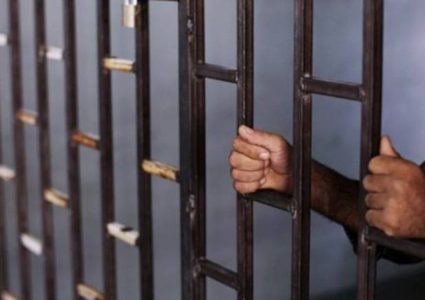 الاحتلال يحول أسيرا من قباطية إلى الاعتقال الإداري