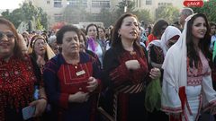 عرس فلسطيني بالزي التراثي في بلدة بيرزيت قضاء رام الله.