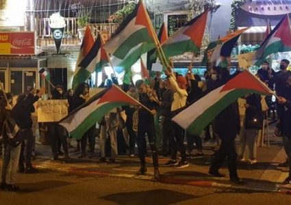 وقفة احتجاجية في حيفا ضد العدوان الإسرائيلي على غزّة