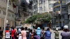 بالصور: لحظة قصف الاحتلال منزل عائلة أبو علبة غرب مدينة غزة