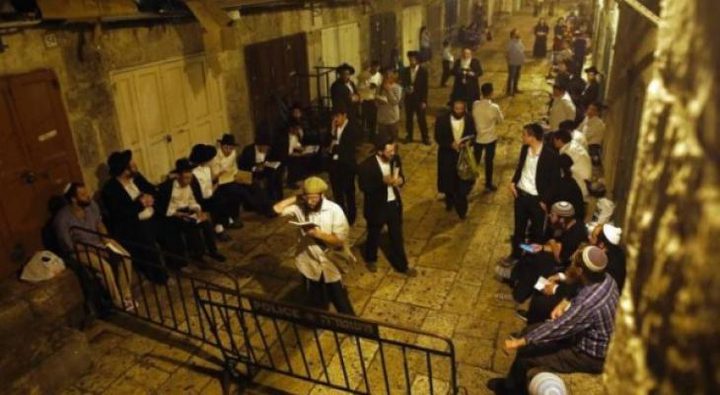 مسيرة استفزازية للمستوطنين في البلدة القديمة من القدس