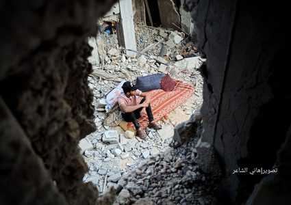 رفح: الدمار الذي خلفه القصف داخل مخيم الشعوت المكتظ بالسكان