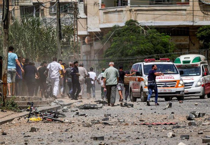 استشهاد طفلة متأثرة بإصابتها في قصف إسرائيلي شمال غزة