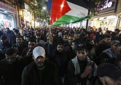 مسيرة في جنين ومخيمها تنديدا بعدوان الاحتلال المتواصل على شعبنا