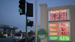 أسعار النفط ترتفع بشكل حاد