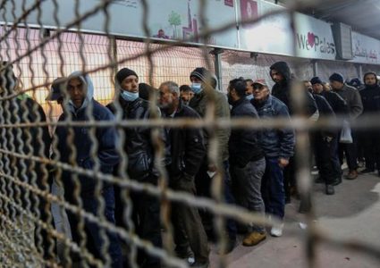 دولة الاحتلال تُصدر أول رخصة عمل رسمية لمواطن من غزة