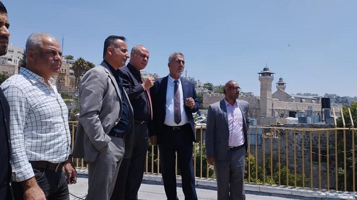 لجنة إعمار البلدة القديمة في الخليل تبحث سبل تعزيز صمود المواطنين