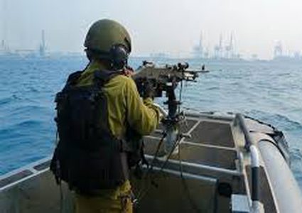 بحرية الاحتلال تستهدف الصيادين جنوب قطاع غزة