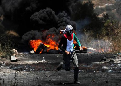 إصابات بالرصاص المعدني والاختناق إثر اعتداء الاحتلال على مسيرة كفر قدوم