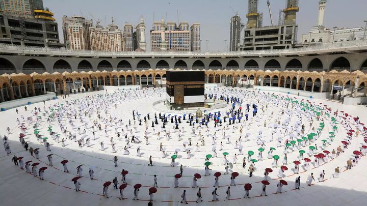 السعودية تعلن عن تسهيلات لأداء مناسك العمرة