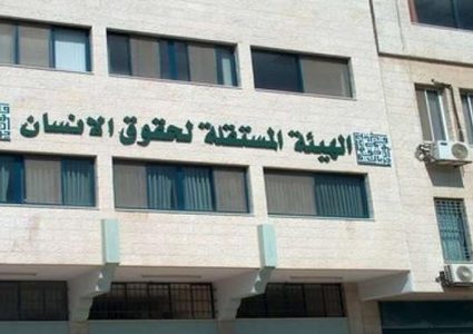 الهيئة المستقلة تطالب الحكومة بموقف واضح بخصوص مستحقات المعلمين