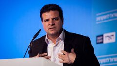 الجبهة الديمقراطية للسلام والمساواة تعيد انتخاب ايمن عودة