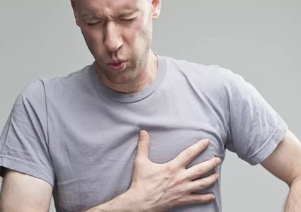 أمور عليك تجنبها في حالة آلام الصدر