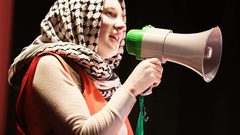 عرض مسرحية عن حياة الشهيدة راشيل كوري في إيرلندا الشمالية