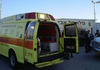 إصابة خطيرة لشاب من الطيبة صعقا بالكهرباء