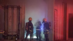 إخماد حريق بمعمل إنتاج رقائق غذائية في طولكرم