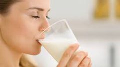 4 عادات شرب للوقاية من شيخوخة العظام