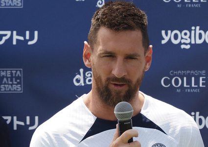 ميسي يكشف عن مرشحه للكرة الذهبية