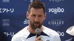 ميسي يكشف عن مرشحه للكرة الذهبية