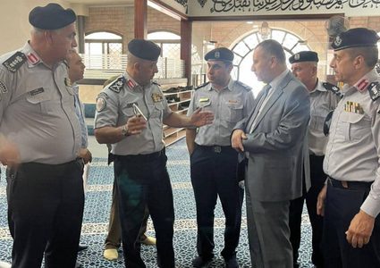 الأوقاف والدفاع المدني  يتفقدان إجراءات السلامة العامة في مساجد نابلس