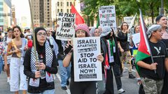 مسيرة في فيلادلفيا تضامنا مع شعبنا