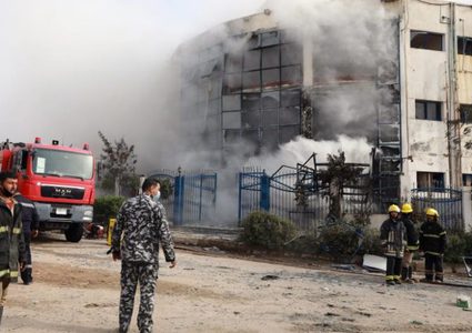 وفاة خمسة أطفال في حريق ضخم بمنطقة الرصيفة الأردنية