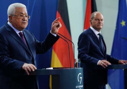 ألمانيا تفتح تحقيقاً أولياً حول تصريحات الرئيس عباس