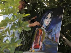 فنانون يعبّرون عن قضايا فلسطينية بين أحضان الطبيعة
عبد الحكيم أبو رياش