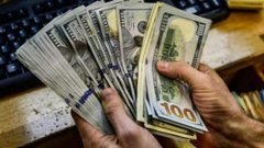 نائب مصري يوجه نداء للمواطنين بشأن الدولار: إلحقوا نفسكم قبل 15 سبتمبر!