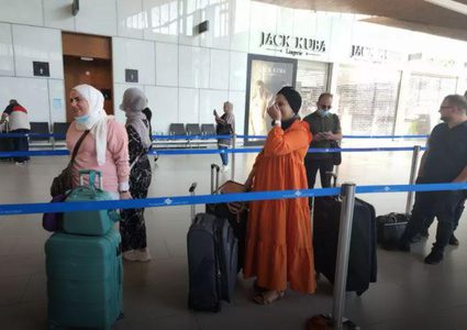 فلسطينيون توجهوا صباح اليوم عبر مطار "رامون" الإسرائيلي باتجاه قبرص