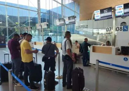 فلسطينيون توجهوا صباح اليوم عبر مطار "رامون" الإسرائيلي باتجاه قبرص