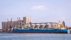 سفينة قمح روسي تصل مصر