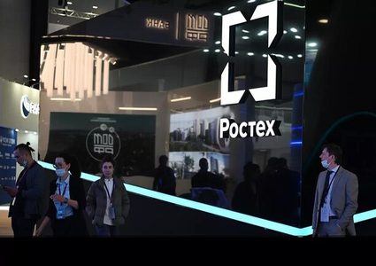 كندا تفرض عقوبات على نائب رئيس شركة "روستيخ" ورئيس "كلاشينكوف"